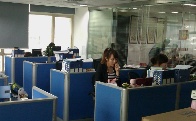 全屋智能家居系统架构解析：从感知层到应用层的技术实现路径